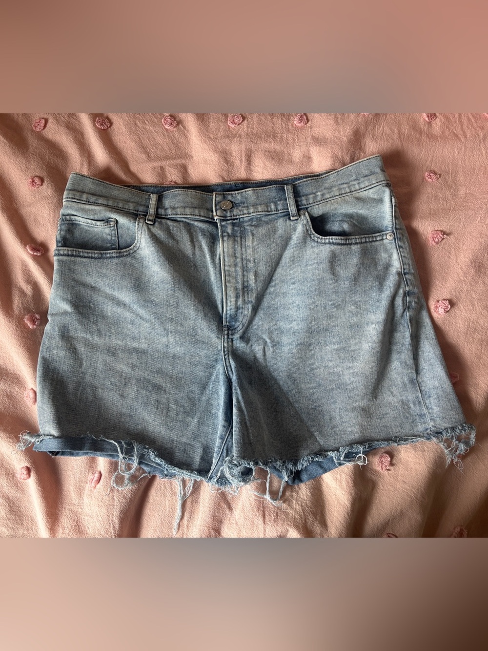 Midi high rise shorts
